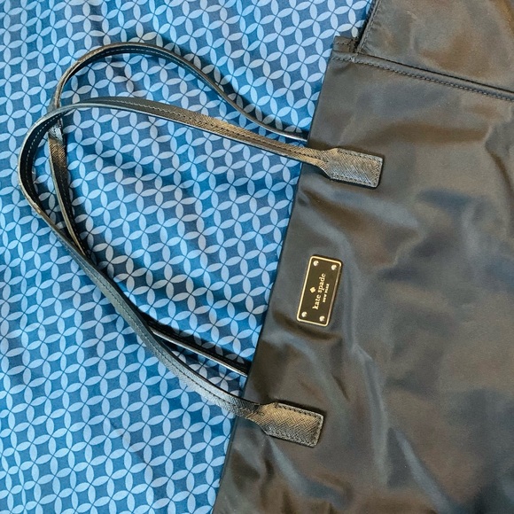 Kate spade ♠️! Tote bag - Picture 3 of 12